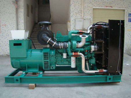 临朐1100kw康明斯柴油发电机组图片 临朐1100kw康明斯柴油发电机组图片